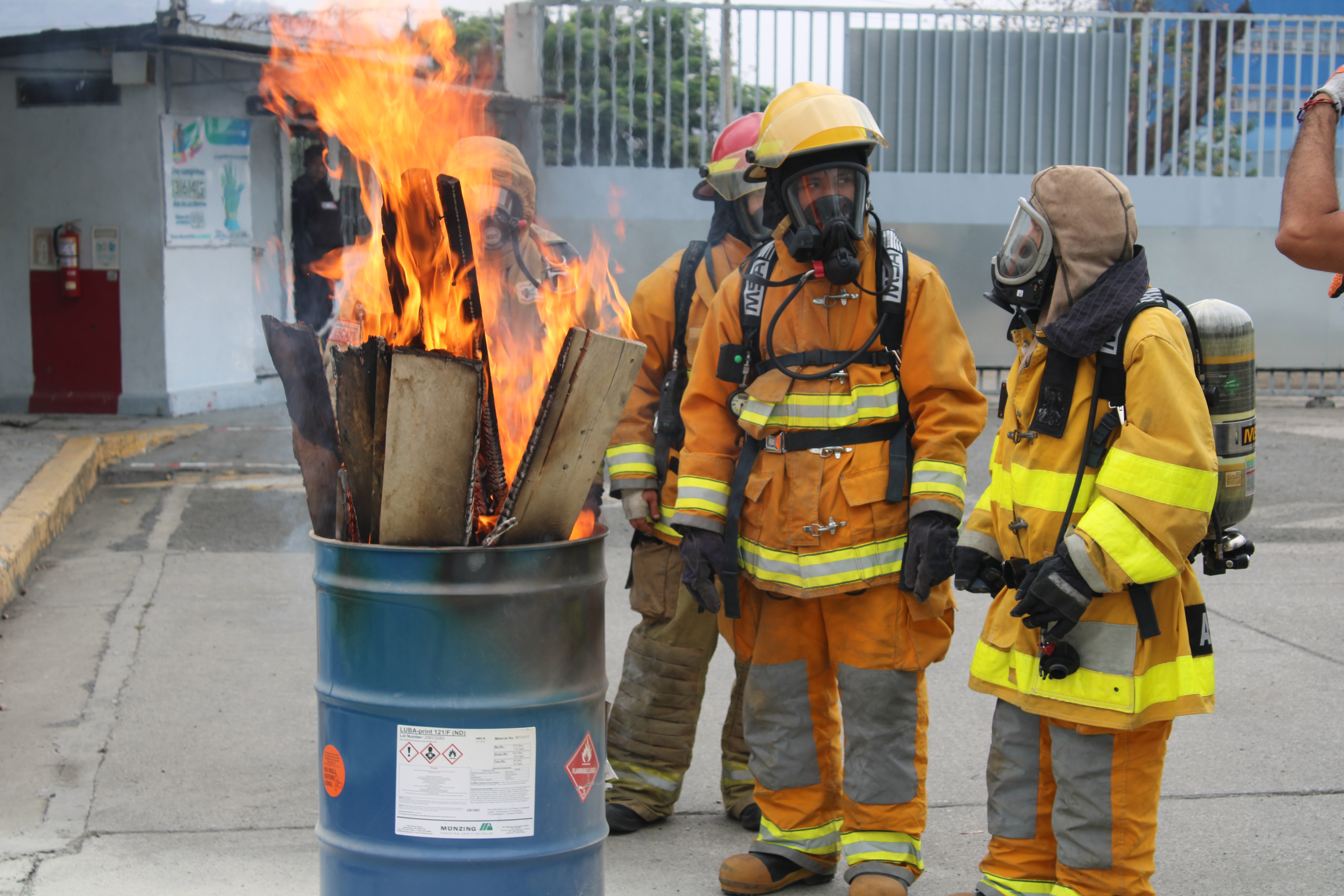 Entrenamiento de brigadistas contra incendios